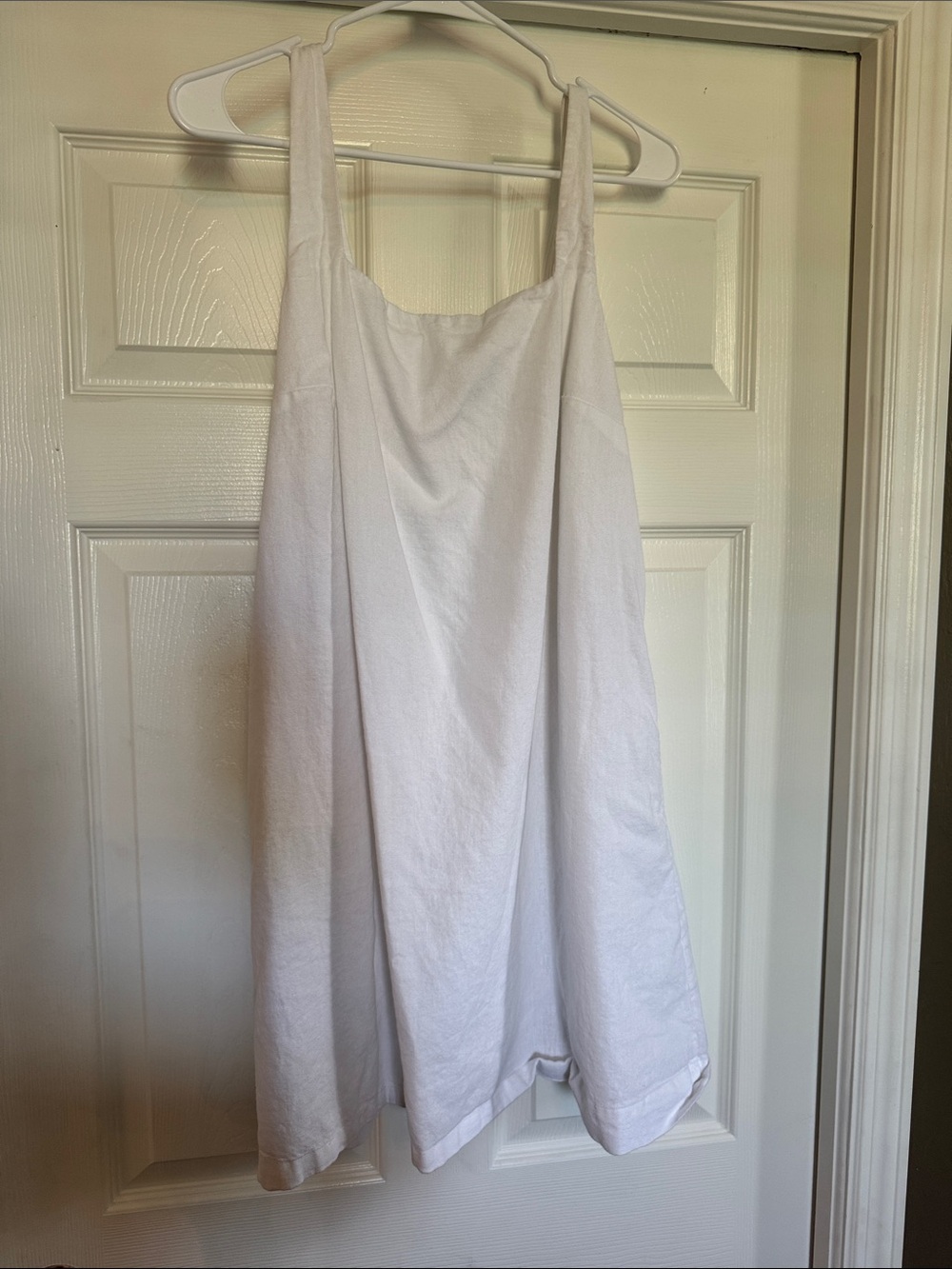 a new day White Sleeveless Tank Top with Wide Straps